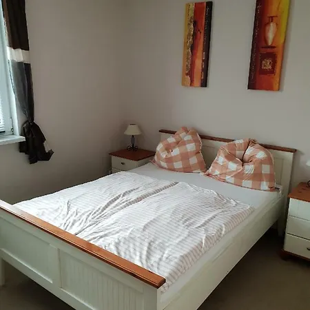 Landhof-erkner בית נופש